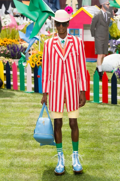 Look 38